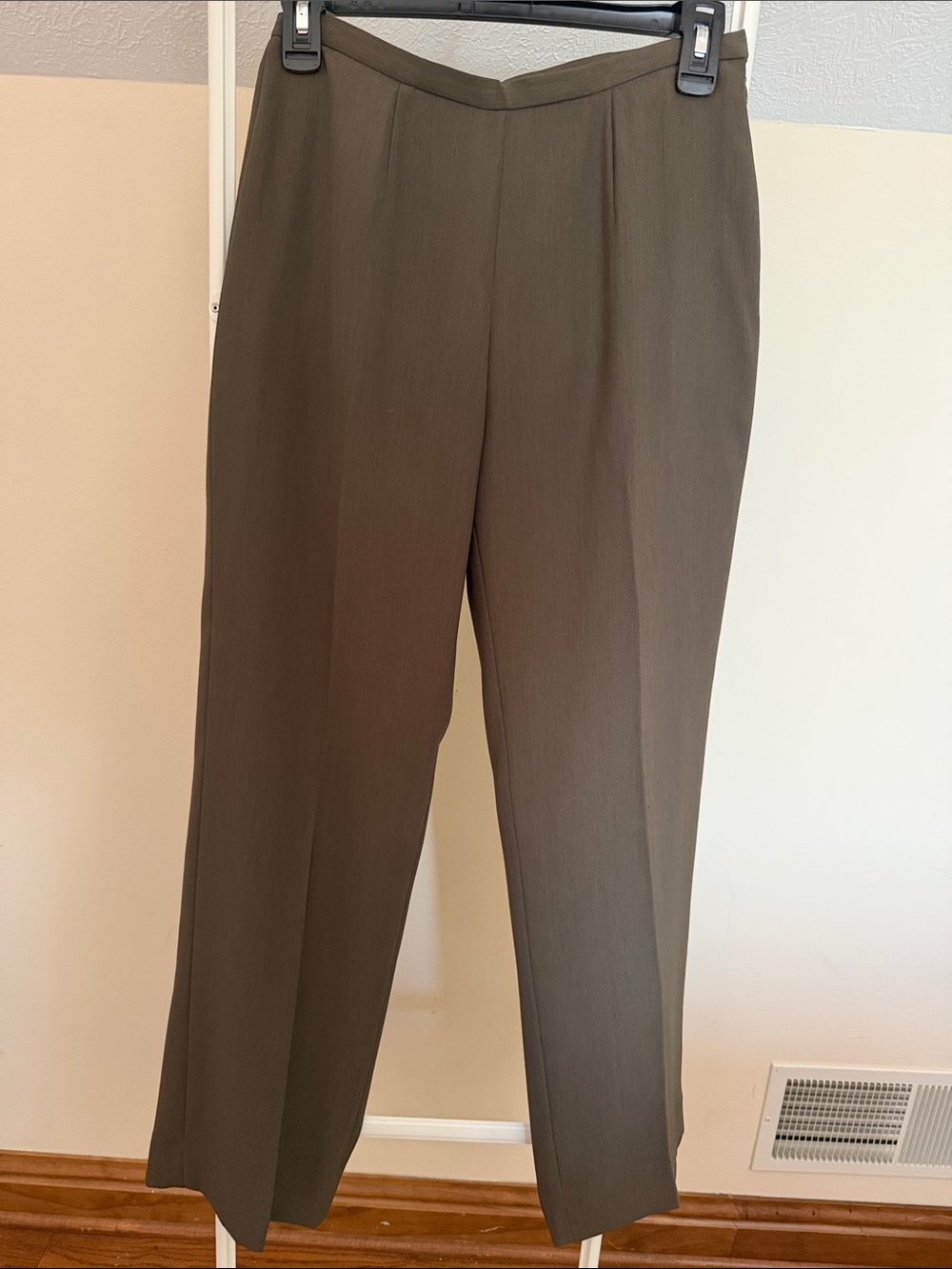 Kasper olive green dress pants - size 2P